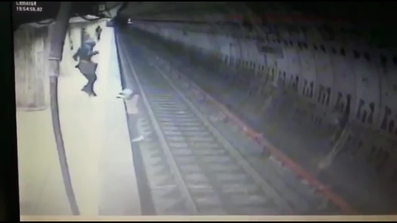 BREAKING NEWS CRIME ON SUBWAY STATION BUCURESTI ROMANIA ON TAPE