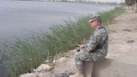 Special Episode - Short - PhilBob and CharlieBob Fishin Show in Baghdad