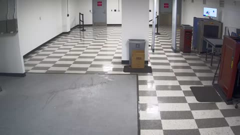 6127RHOBG3G3L4Lobby8Exterior_2021-01-06_20h00min01s547ms.mp4