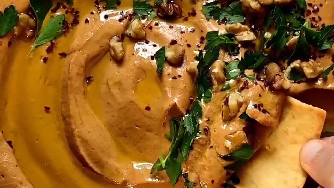 WALNUT, EGGPLANT AND ROASTED RED BELL PEPPER DIP