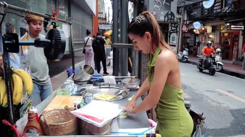 The Most Popular Banana Pancake in Bangkok Thailand -Thai Street Food