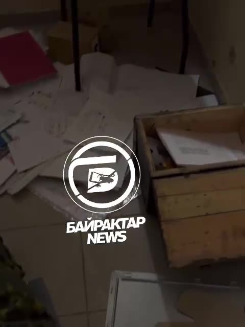 Footage from Inside Russian Border Crossing Office