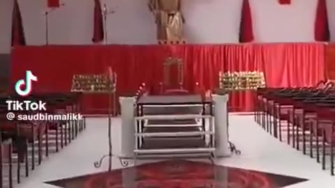 ❌ 👿 I satanisti globalisti hanno ora iniziato ad aprire apertamente luoghi di culto