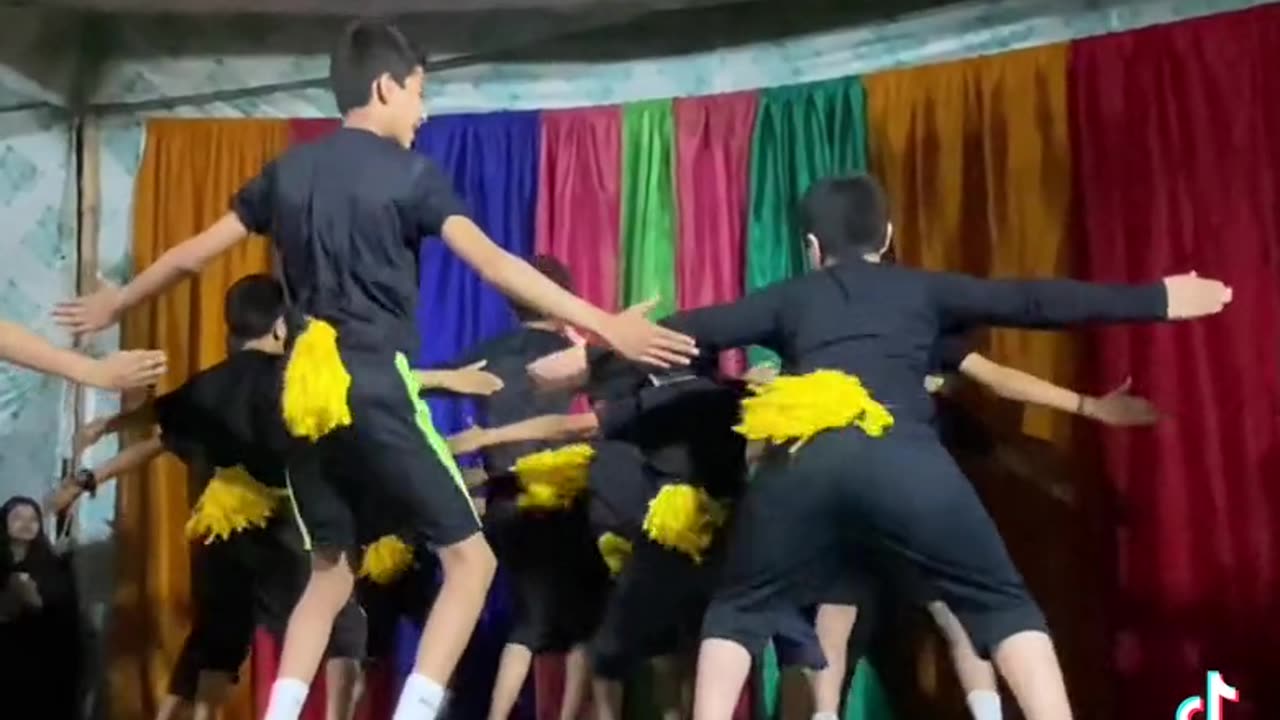 Funny dance from gilgit