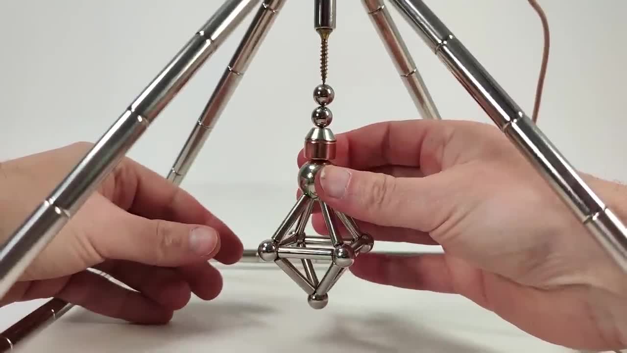 Motorized Magnetic Sculpture _ Magnetic Games