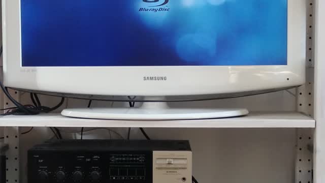 SAMSUNG BD P1500 Plays blu-ray
