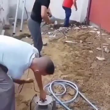 They Should Just Ask What To Do!! #worksite #howto #shorts