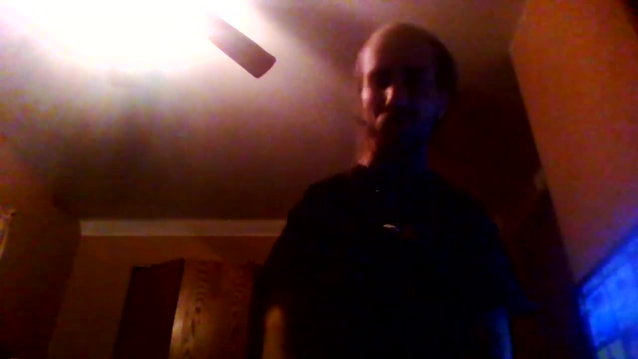 [Cyraxx Youtube 2021-4-22] im leaving youtube for my own safety