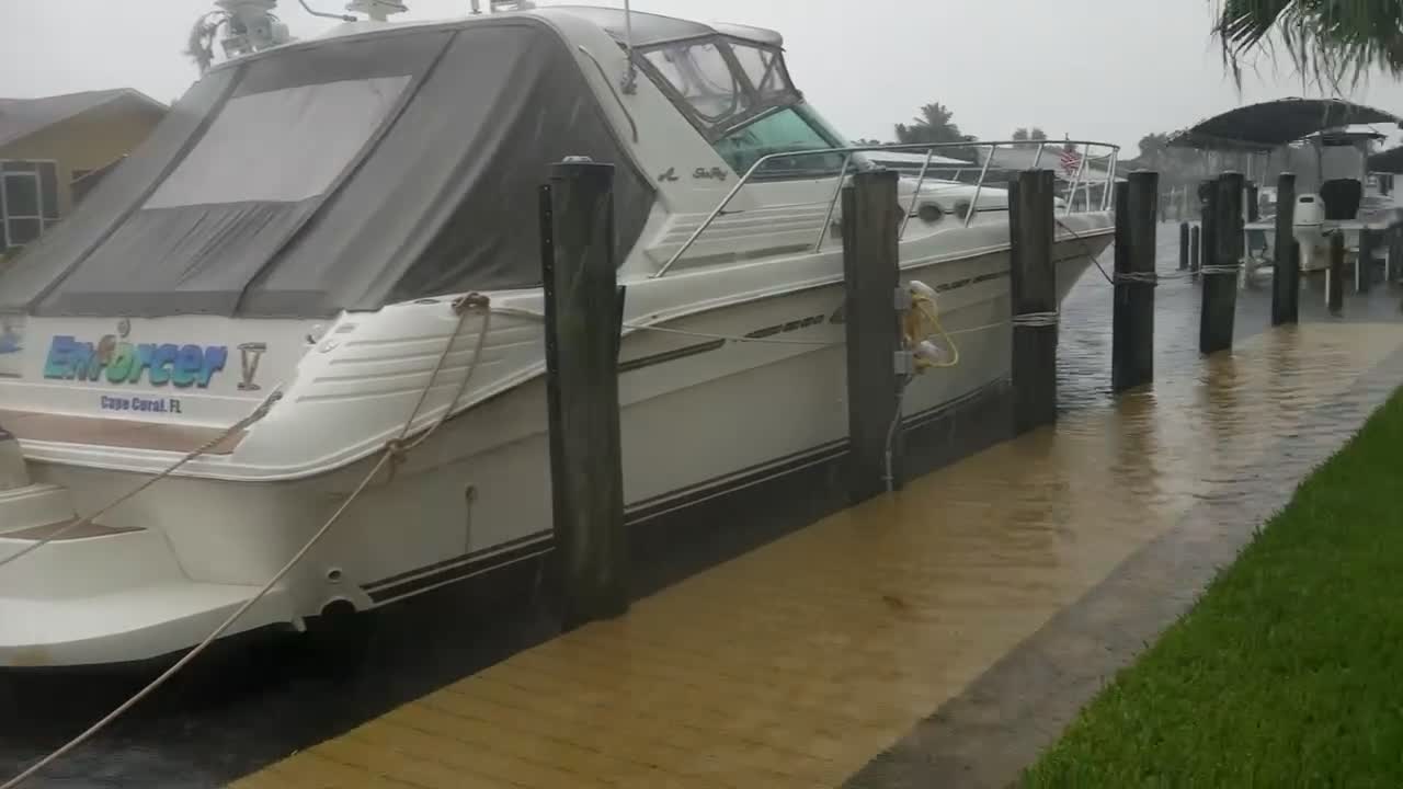 Short video from a storm last year, very high tide