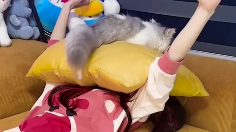 When you ignore a baby cat😱😢 #shorts #funny #viral 