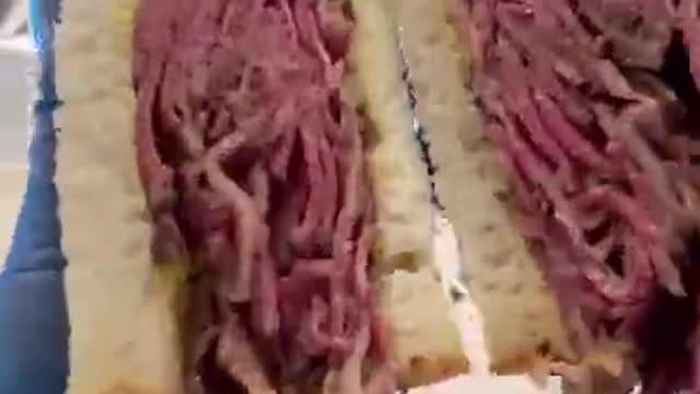 A Real Pastrami Sandwich