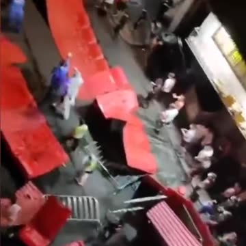 Apparently the Chinese are finally getting fed up with the 0 Covid policy after all