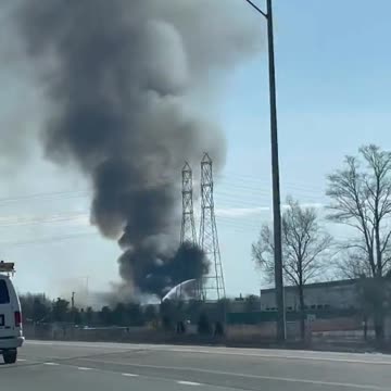 Breaking: NEW footage of Bedford, Ohio metal factory explodes🔥
