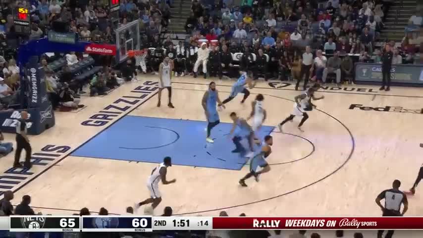 Ja RISES UP For INSANE Lefty Oop Finish!