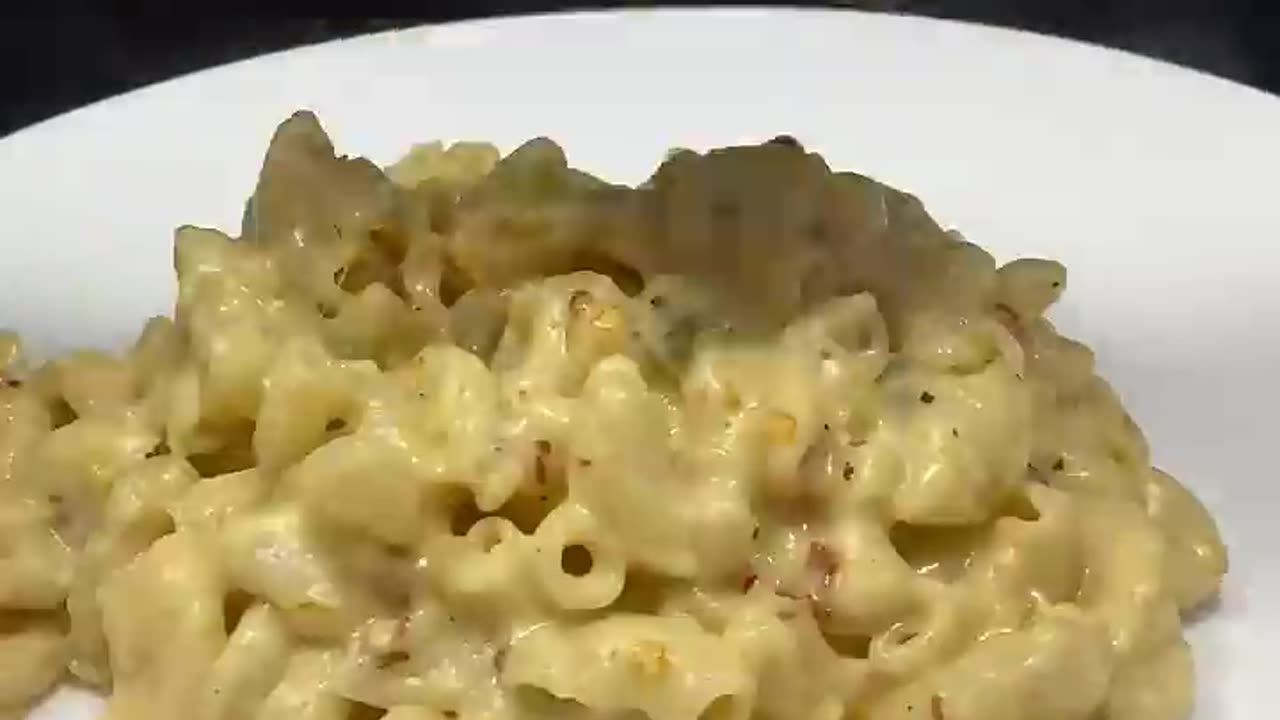 White Sauce Pasta ASMR Cooking #food #cooking #asmr #whitesaucepasta #trendingnow #trendingreels