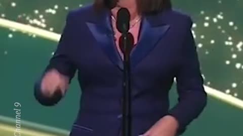 Julia Morris got roasted for her 'cringeworthy' Logies.opening monologue