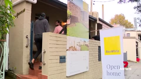 Sydney property prices falling at their fastest rate this century | 7NEWS