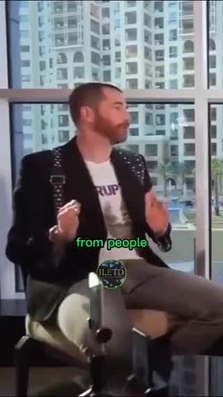 Andrew Tate. 3 Strikes . Look at his hands 👁👁