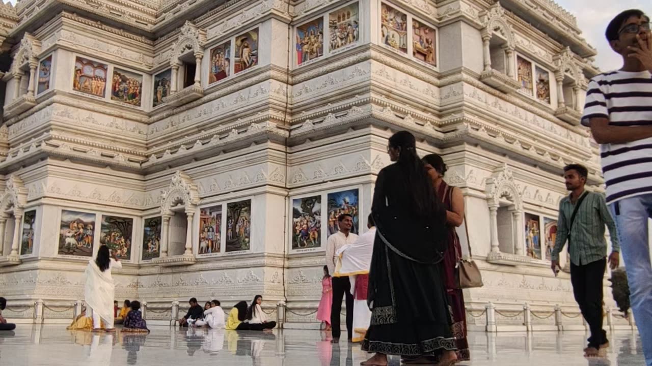 Love temple in mathura uter predesh India most beautiful all in World