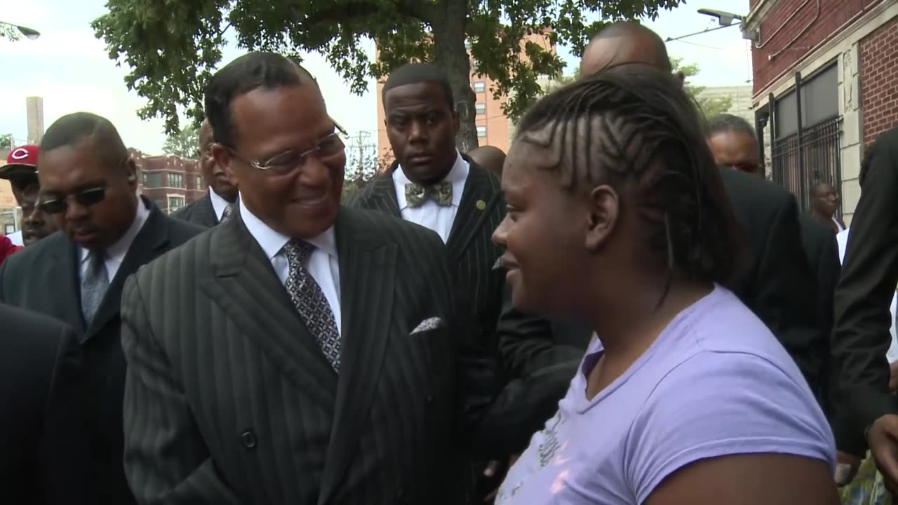 Minister Farrakhan in the streets of Chicago greeting and counseling His people. Part 2 of 2