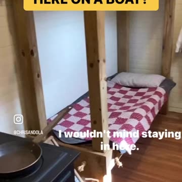 CANAL CABIN BOAT LIVING