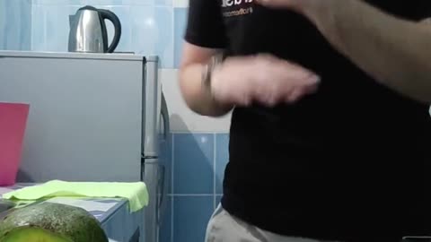 Jak się żyje na Zanzibarze #11 - owocowy kącik: awokado