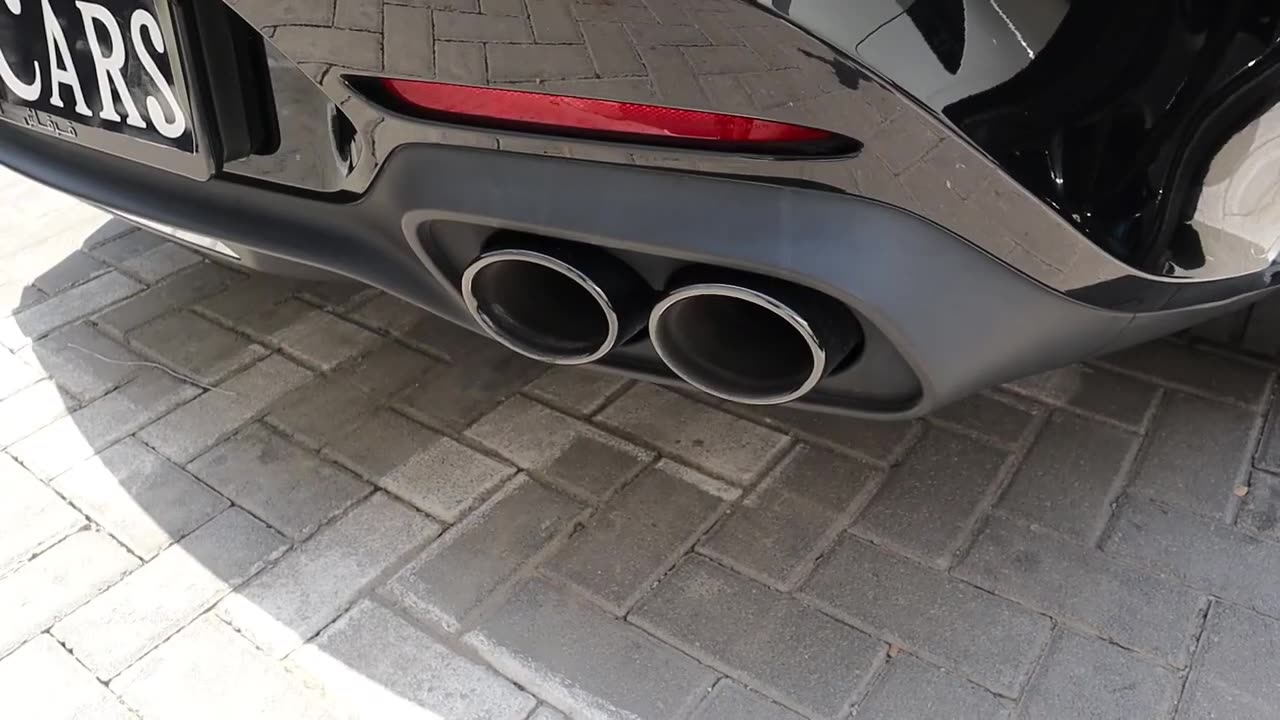 2023_Mercedes_AMG_GT_-_Sound,_Interior_and_Exterior(720p)