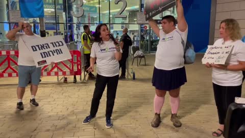 אלונה אלמן מספרת על עדות של מפקחת ברווחה שבקורונה היו פי שלוש הוצאות חוץ ביתיות מרכזי החירום ובתי החולים הפסיכיאטרים מפוצצים