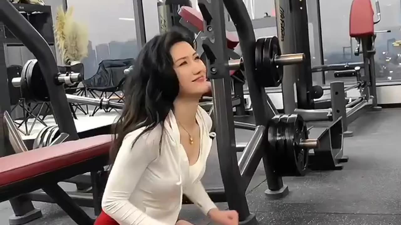 Girl gym video