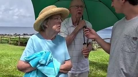 ASKING KAMALA VOTERS 🐑 TO TRY AND SWITCH TRUMP VOTERS 🇺🇸🔄