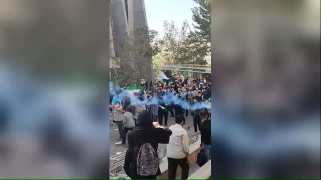 Violence erupts between Iranian protesters and police