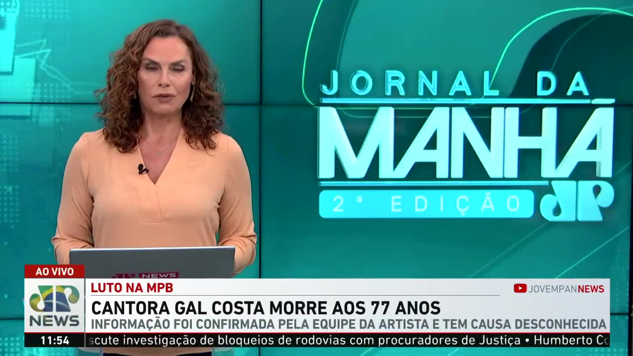 Maria Bethânia lamenta a morte de Gal Costa | LIVE CNN