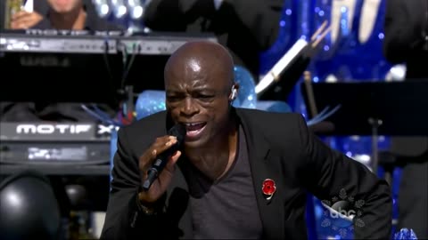 Seal - This Christmas (Disney Parks Christmas Day Parade)