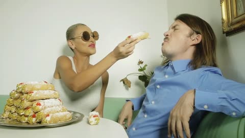 I Honestly I Love You - Olivia Newton MASHUP Thank God for Girls - Weezer Fanedit