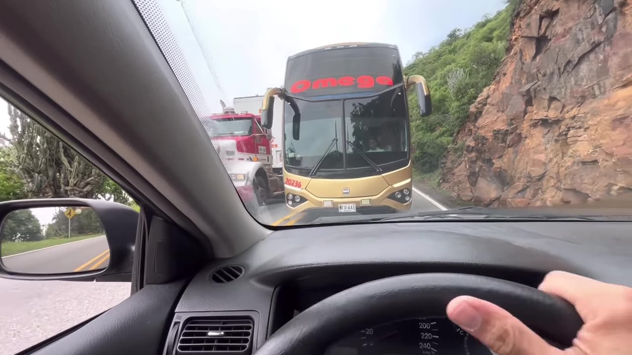 SCARED ME/ALMOST KILLED ME! Full video of what happened to the Giant Truck/Omega Bus.