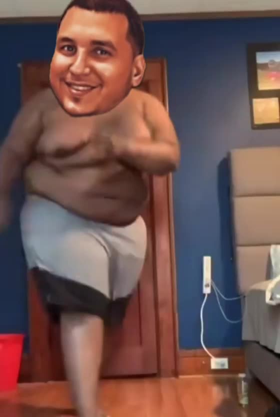 PHILLY RICAN GETTING JIGGY