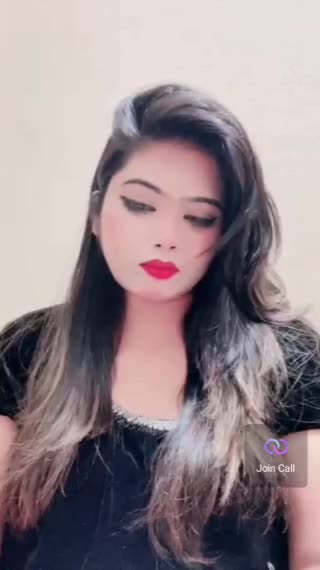 Sweet HOT girls shars open short live