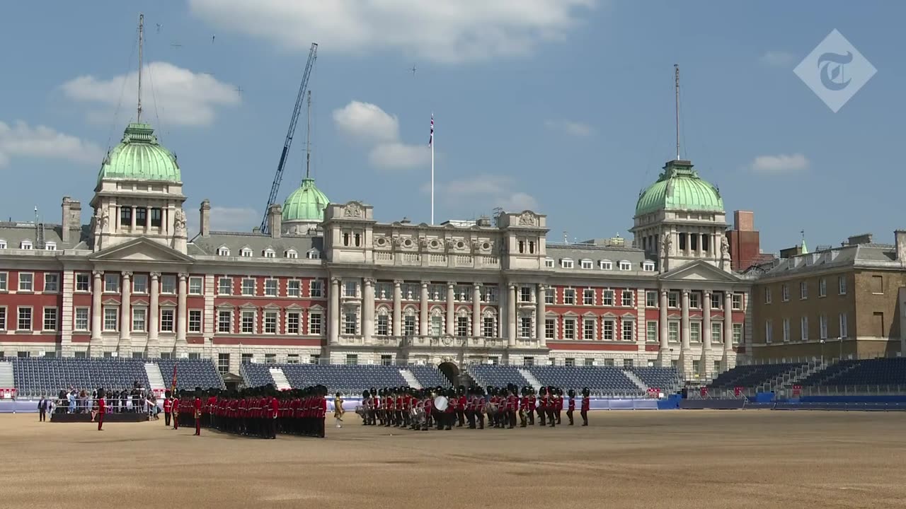 In full_ King Charles formally welcomes Emperor of Japan at military parade