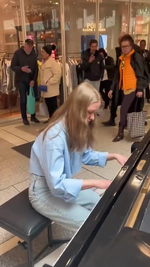 They feel it ❤️ #stilldre #stilldrepiano #drdre #raptok #feelinggood #soundon