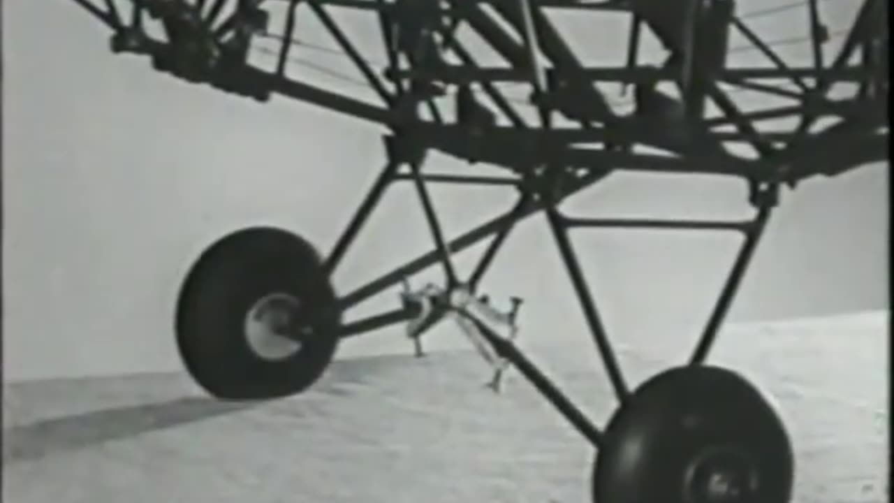 The Construction of a Light Aircraft - Piper J-3 Cub (1943)