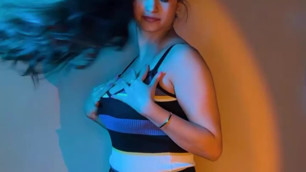 Cute girl dance video