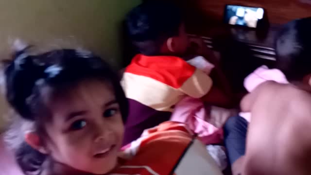 Baby funny video. Baby dance. 3 Idiots