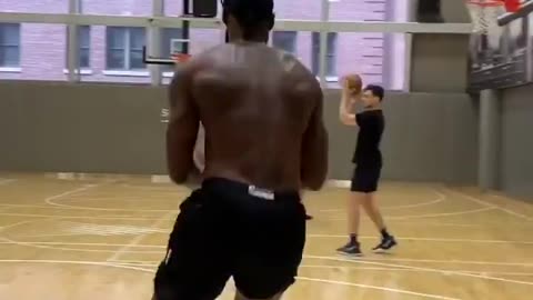 LeBron James is getting ready for next season!!