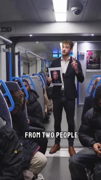 🇬🇧 “19 y/o freedom activist Montgomery Toms hit the rush hour trains