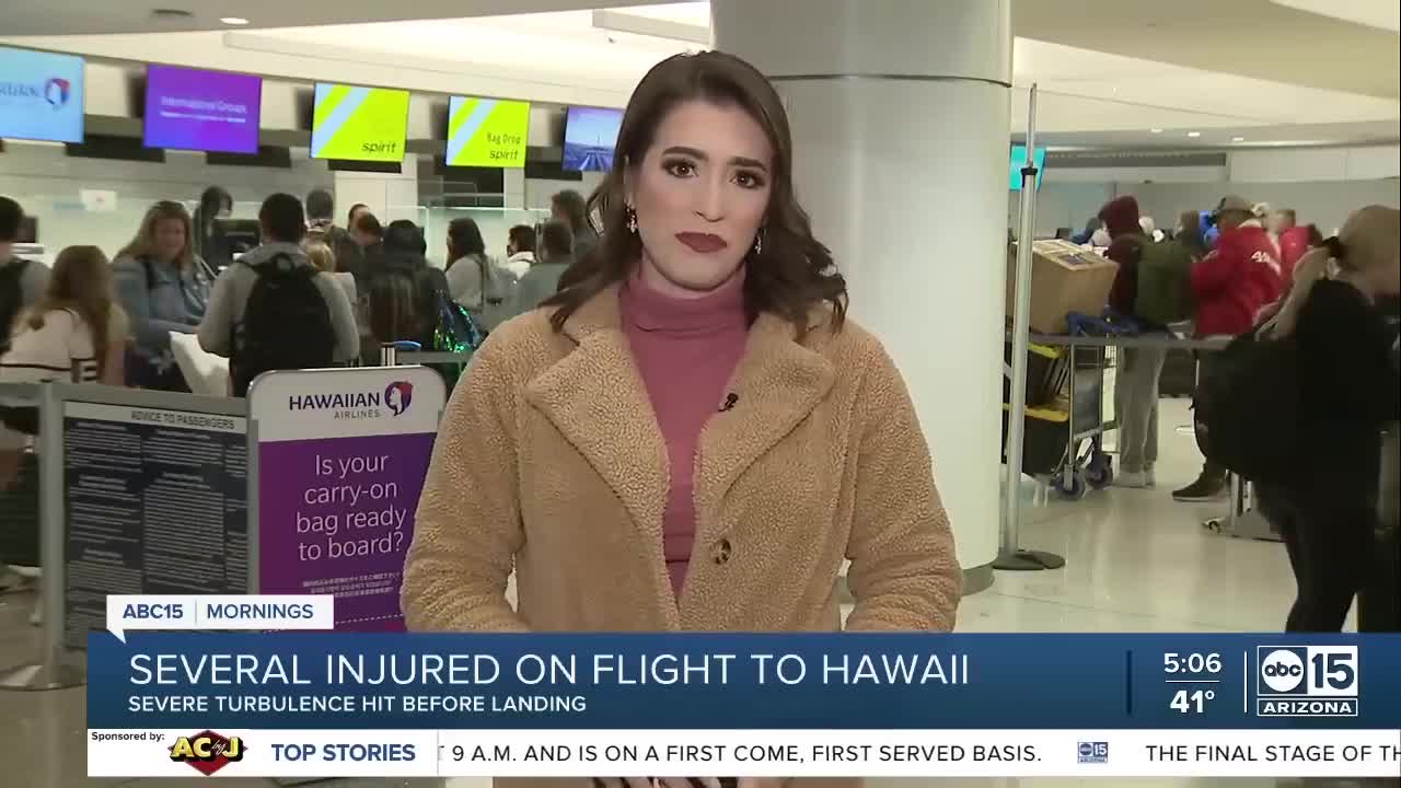 Several people hurt after flight from Phoenix to Hawaii hits severe turbulence