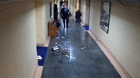 Camera0006USCSBAST50Hallway_2021-01-06_Starting_at_16h40min02s163ms.mp4