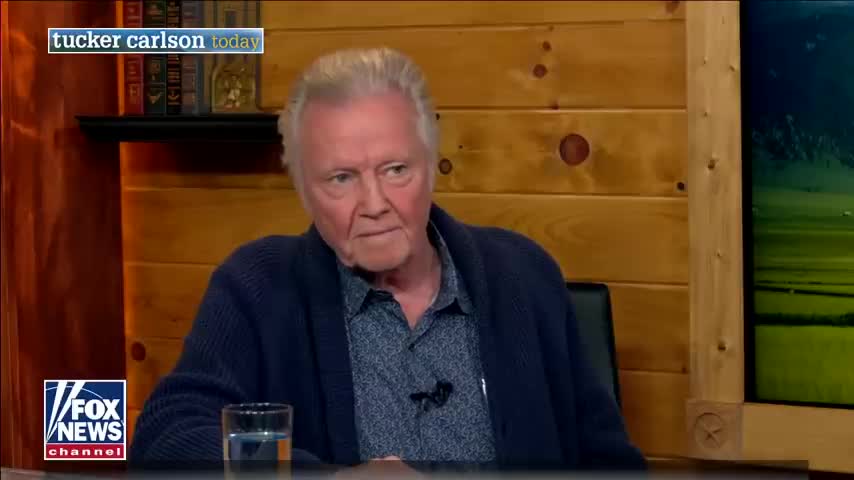 Tucker hosts explosive interview with actor Jon Voight on faith