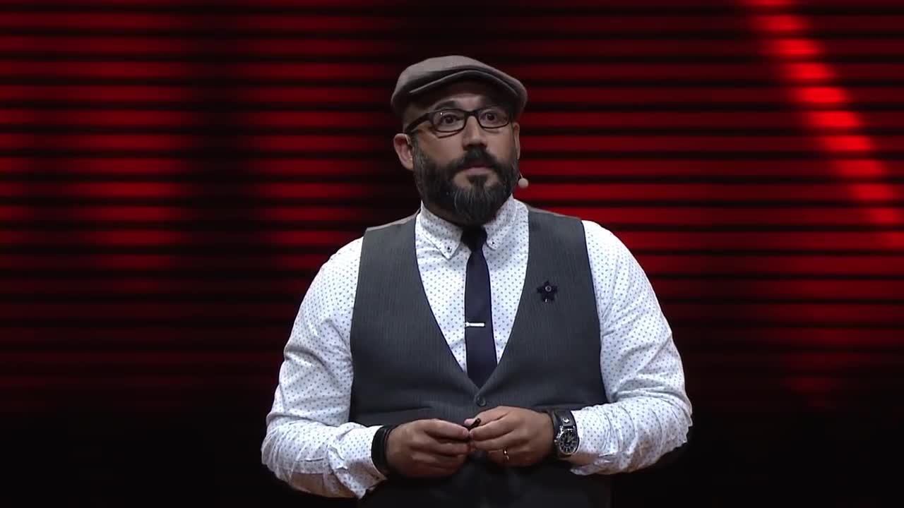 news and the future of journalism | Robert Hernandez | TEDxKC