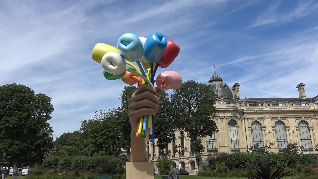 Bouquet of Tulips Jeff Koons at Petit Palais in Paris, France. 2019