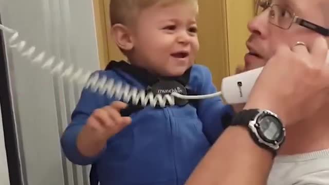 Funny babies makes laugh harder😂